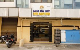 Oyo 75993 Hotel Shanti Nivas